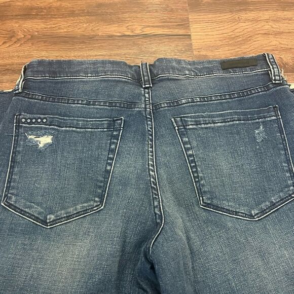 BLANKNYC Cropped Girlfriend Gemmed Jeans - Picture 10 of 13